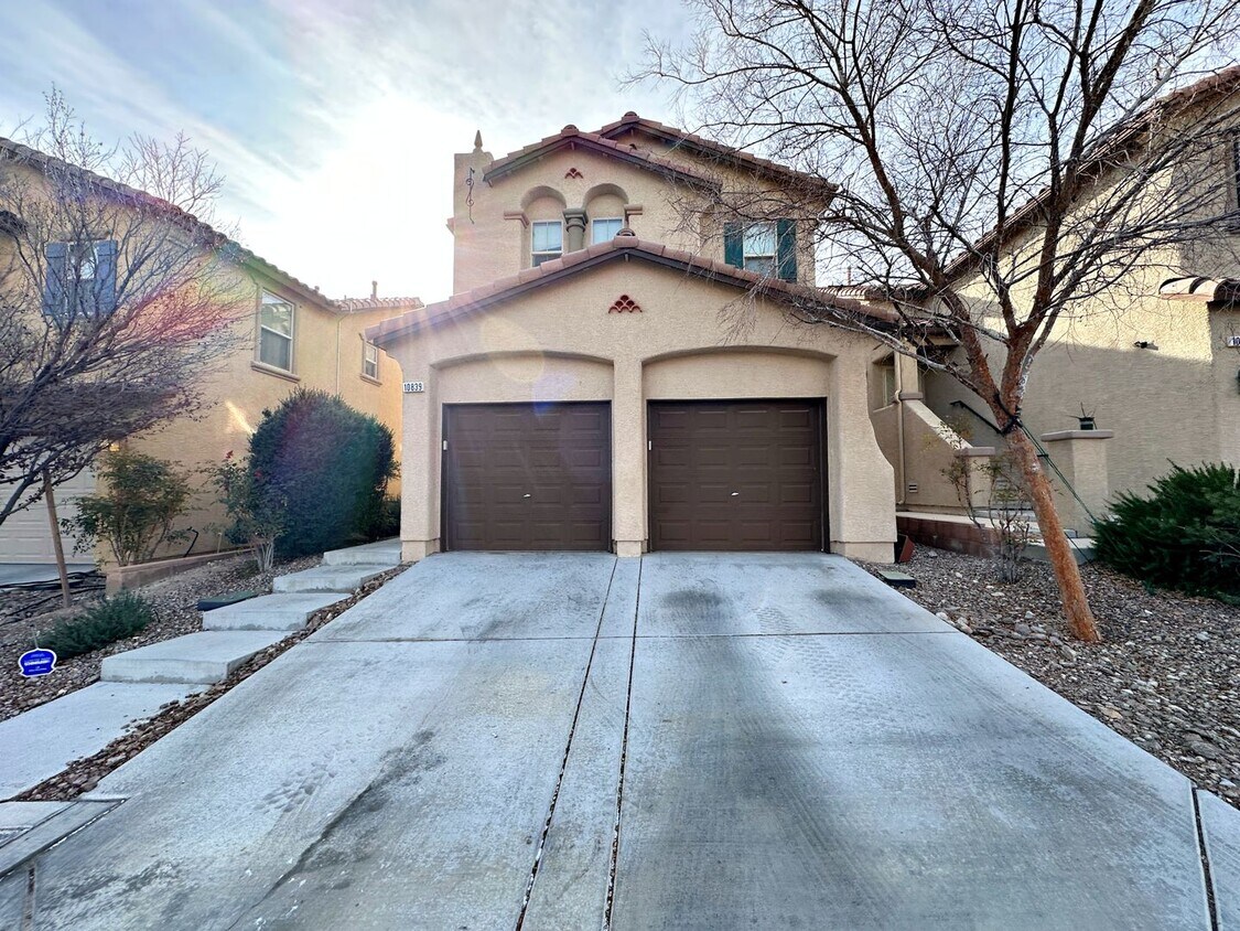 4 BEDROOM + LOFT IN PROVIDENCE House Rental in Las Vegas, NV