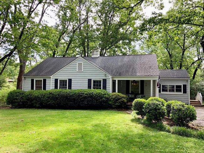 Building Photo - 1403 Cinderella Rd