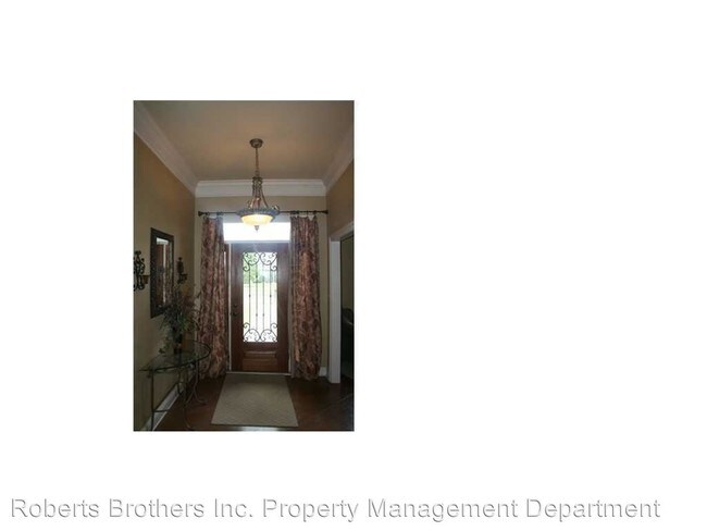 Foto del edificio - 9731 Harmony Ridge Cir S