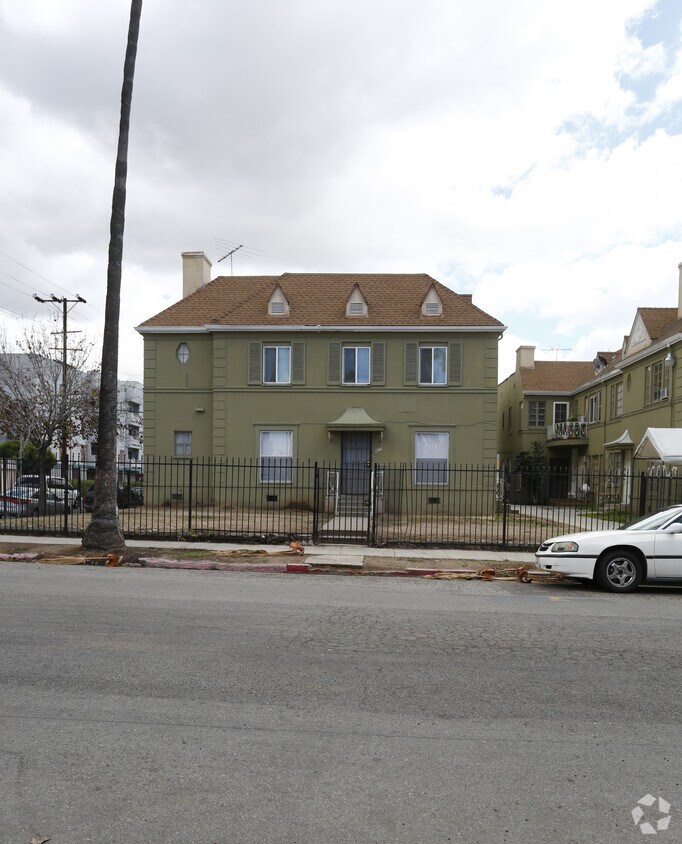 Foto del edificio - 900 S Kenmore Ave