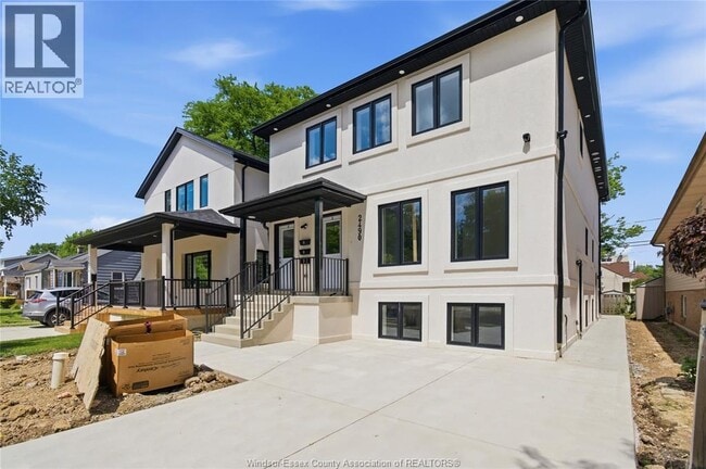 Building Photo - 2490 George Ave