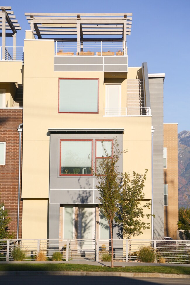 Frente - 11108 S Owen Ridge Way