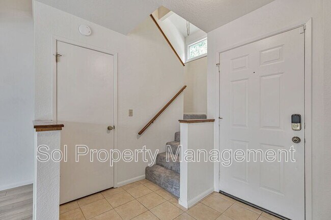 Foto del edificio - 8105 Kern Ave