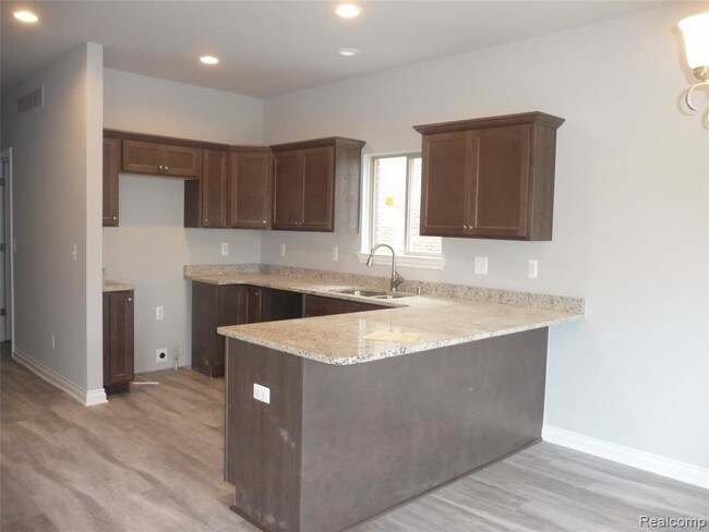 Building Photo - 29143 Timber Woods Dr