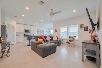 Building Photo - 28910 Yachting Pt Ct