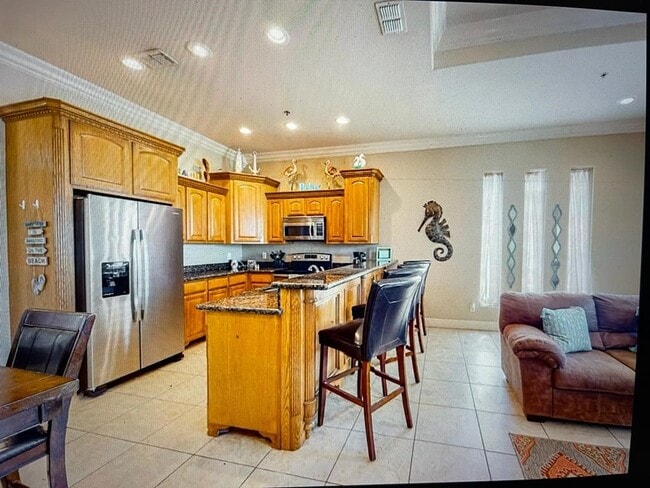 Building Photo - 103 E Aries Dr