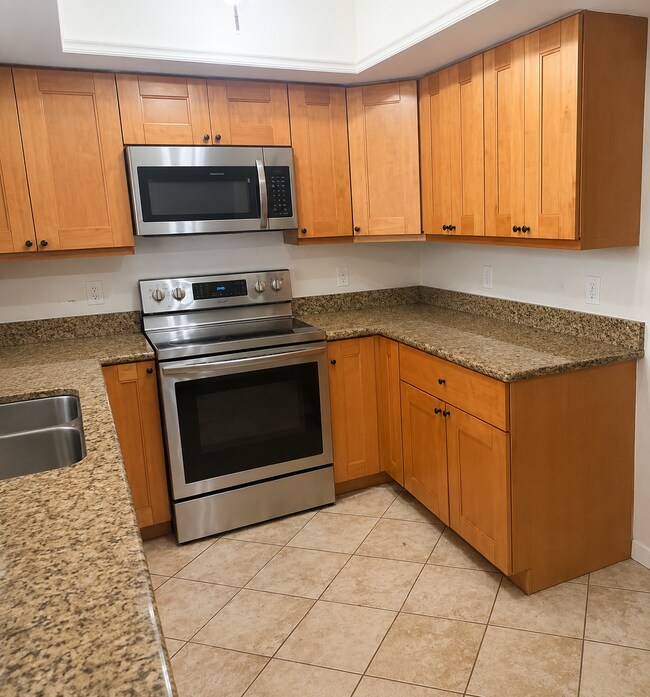 Foto del edificio - 4205 Fairway Cir