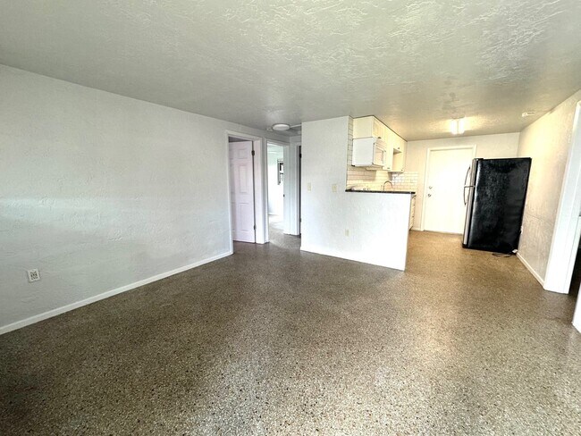 Foto del edificio - 321 9th St Dr W