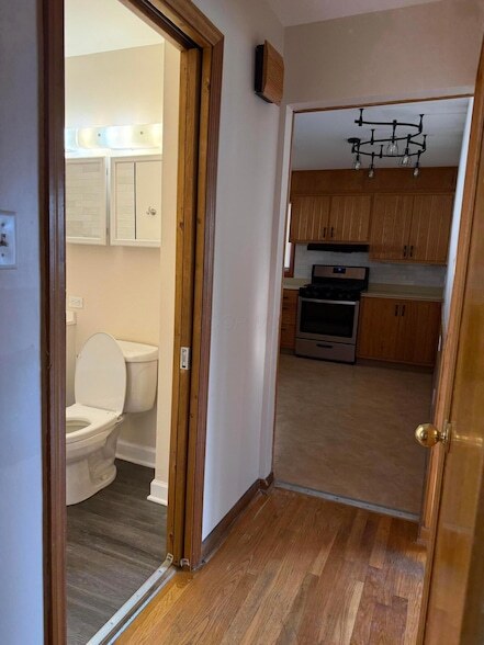 Foto del edificio - 4212 Beechgrove Dr