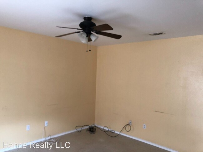 Building Photo - 3 br, 2 bath House - 8850-Old Sky Harbor