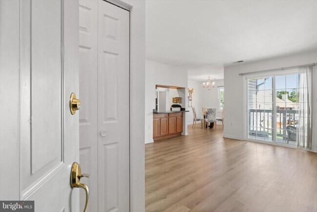 Foto del edificio - 110 Westwick Ct