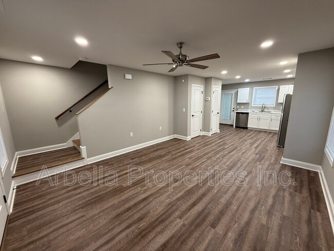 Foto del edificio - 127 Jess Corby Rd