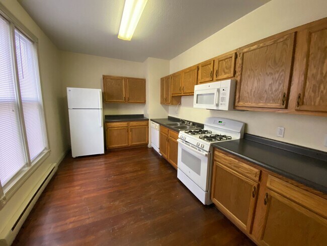 Foto del edificio - 832 Columbia Ave