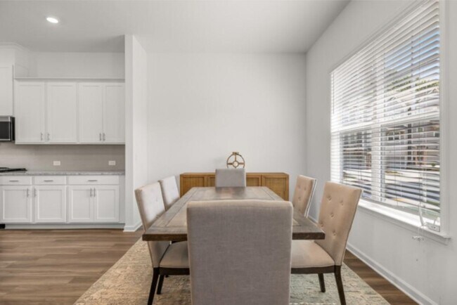 Foto del edificio - 1595 Tilden Ct