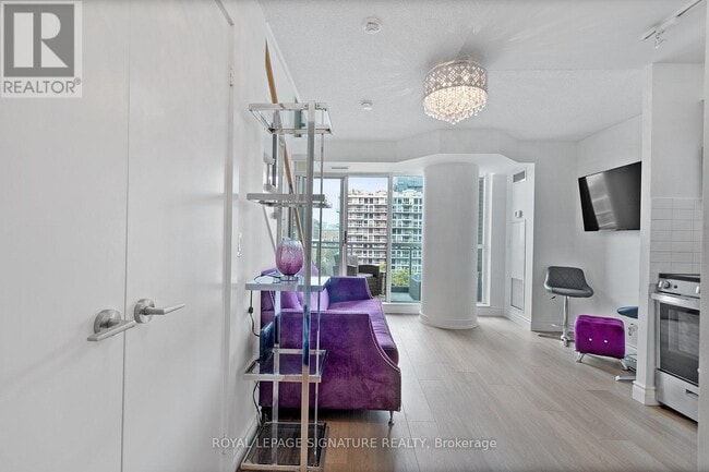 Building Photo - 100 Western Battery Rd