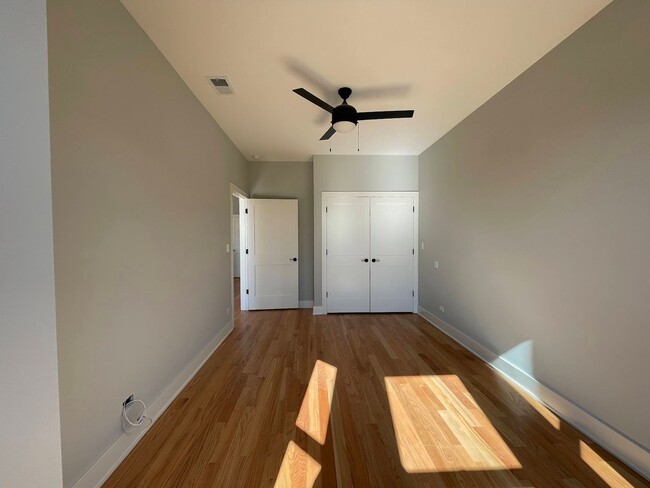 Foto del edificio - 1730 W 18th St