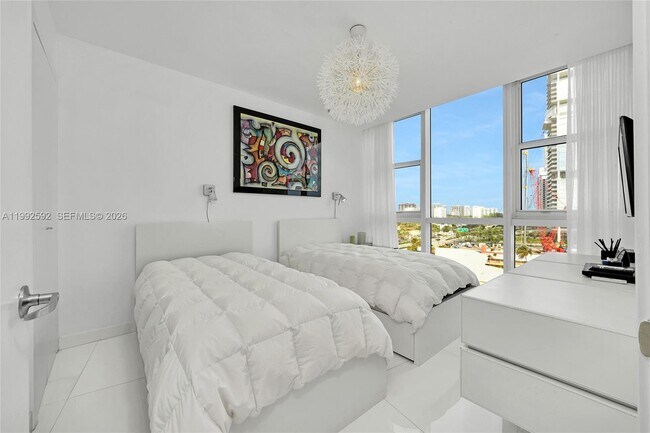 Building Photo - 18201 Collins Ave