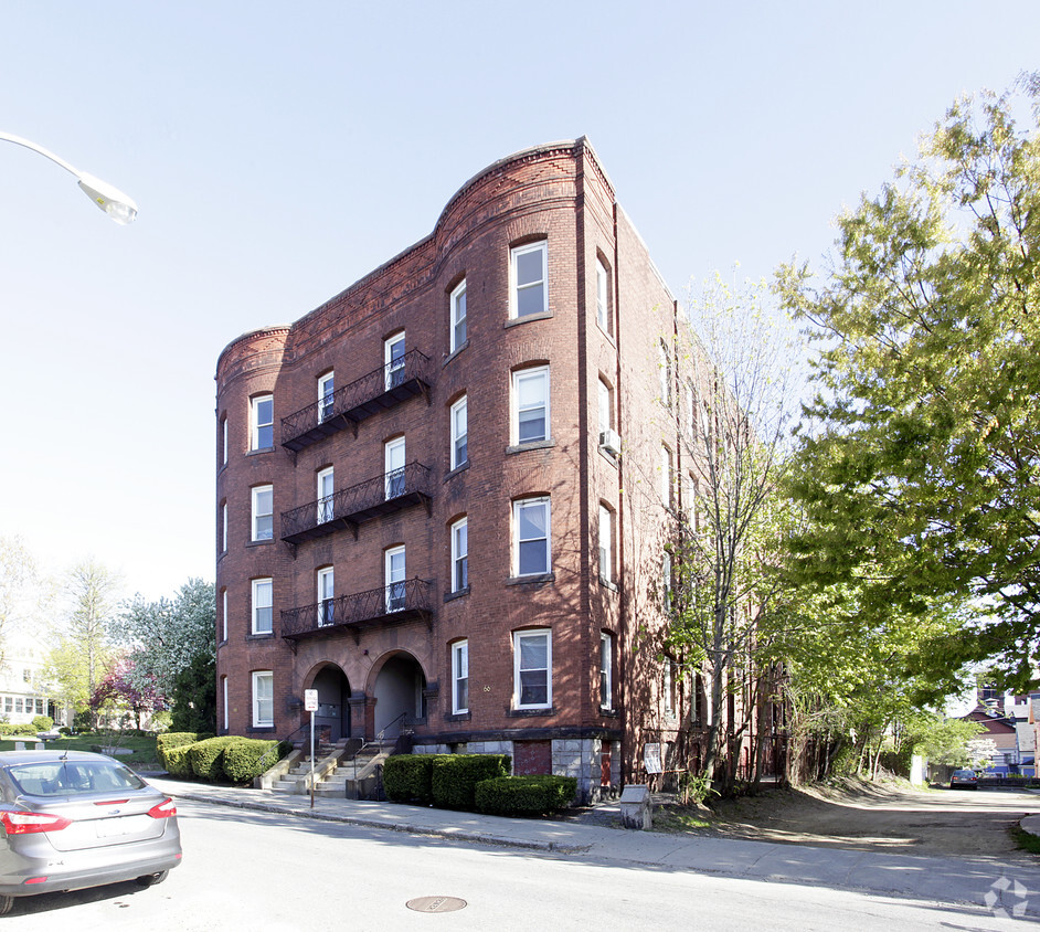 Primary Photo - 66-68 Chatham St
