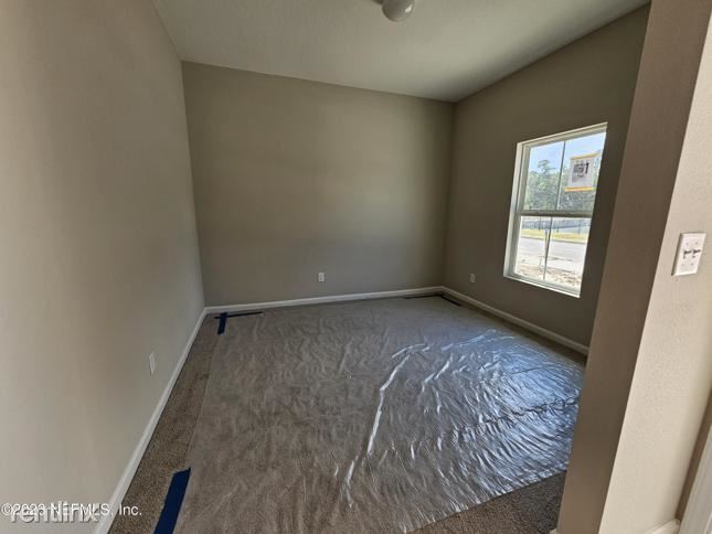 Building Photo - 4 br, 2 bath House - 12517 R Creekside Man...