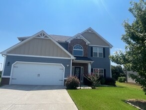 Building Photo - 150 Deer Dr