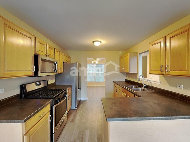 Foto del edificio - 1844 Courtwright Dr