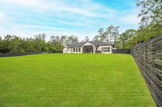 Building Photo - 15181 Frst Grv Dr