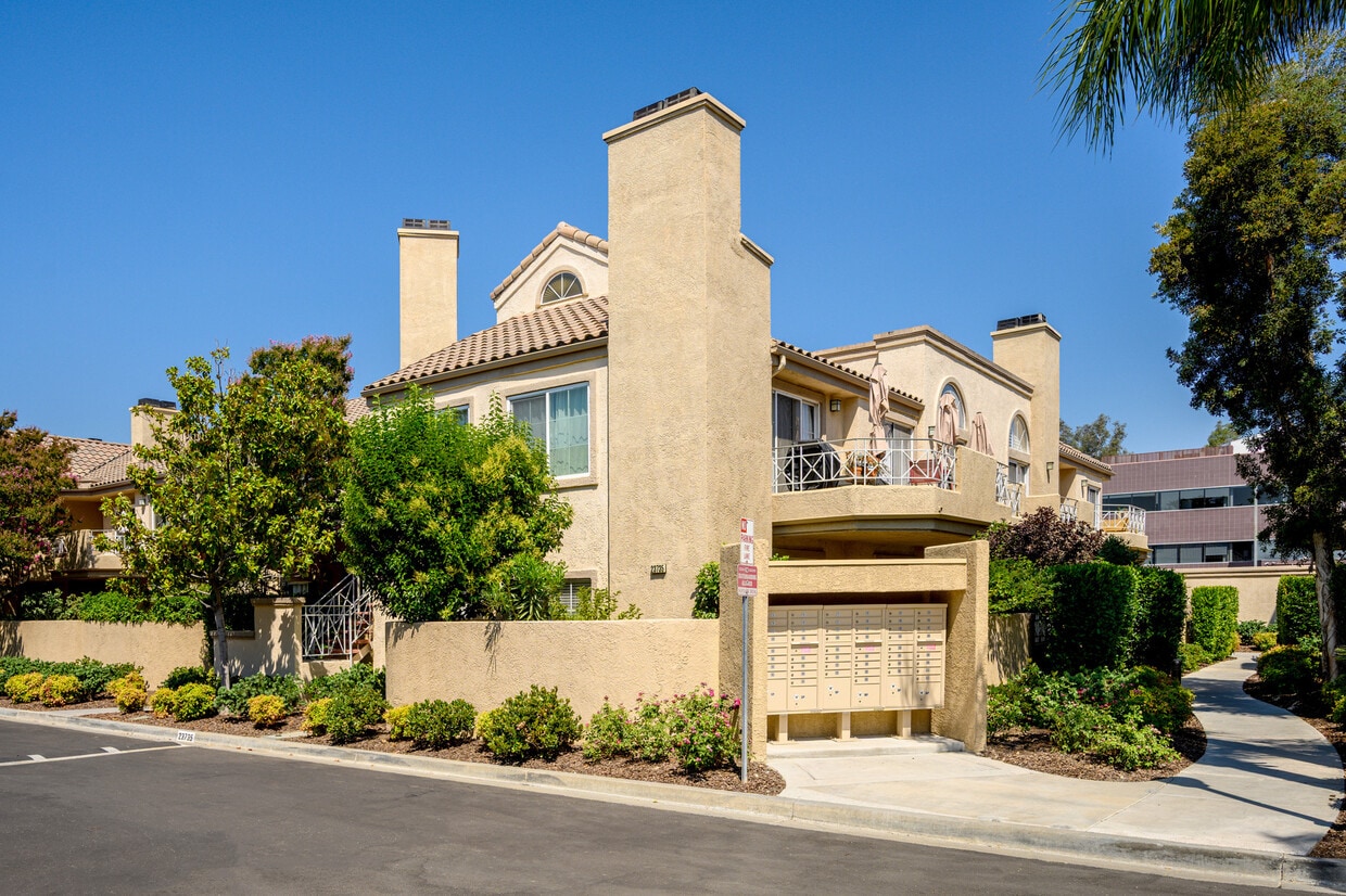 Foto principal - 23735 Del Monte Dr