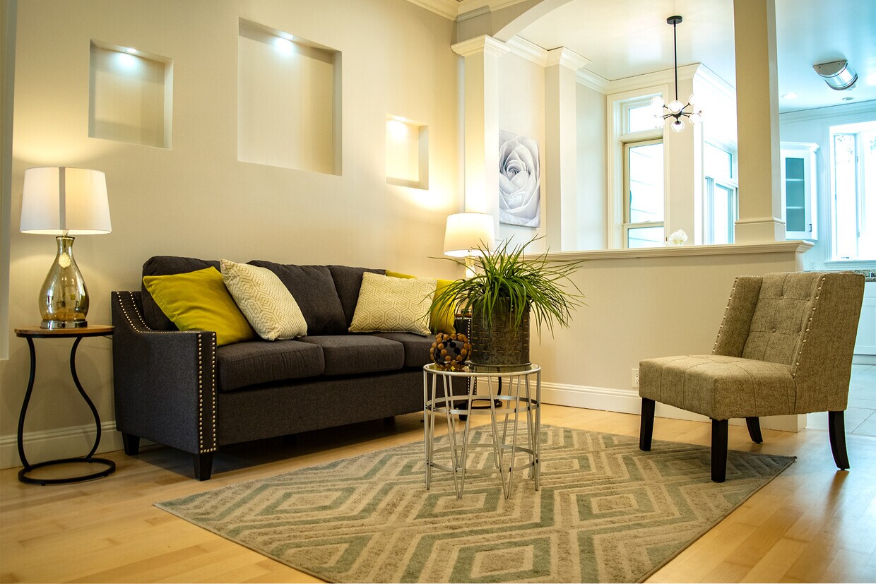 Livingroom - 126 Valley St