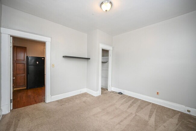 Foto del edificio - 2344 W Clifton Ave