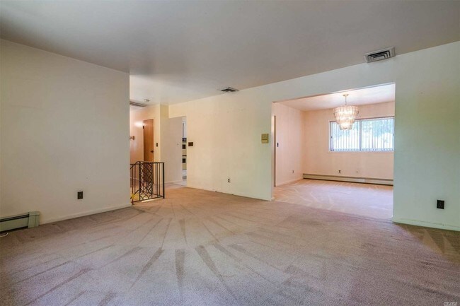 Building Photo - 17 Bayard Dr