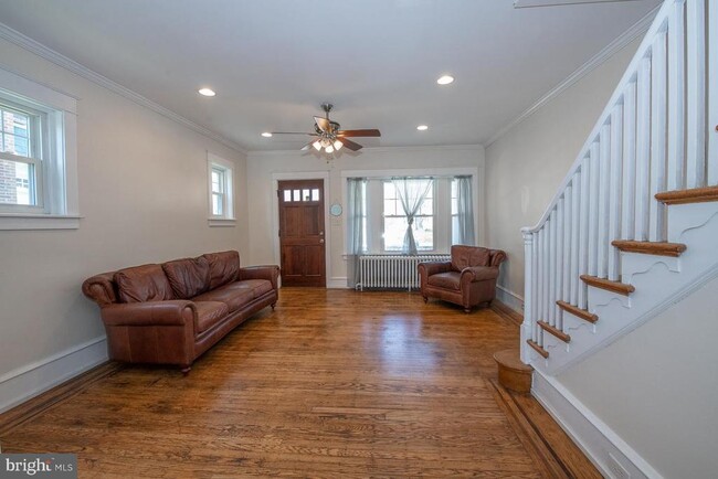 Foto del edificio - 505 E 19th St