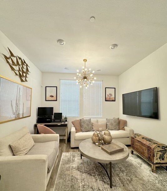 Foto principal - 26976 W Prospector Rd