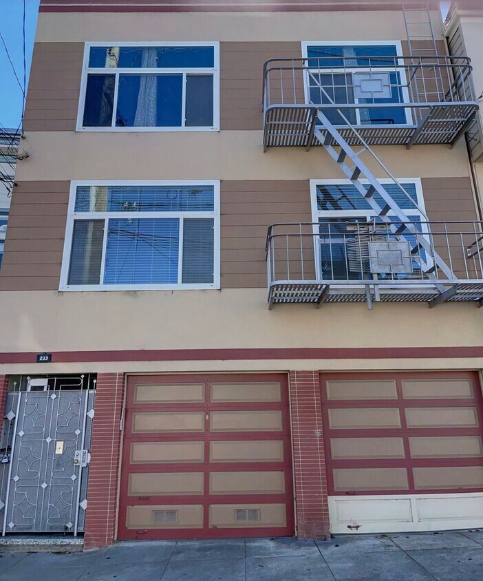 Foto principal - 1 Bed, 1 Bath Noe Valley Apartment - Parki...