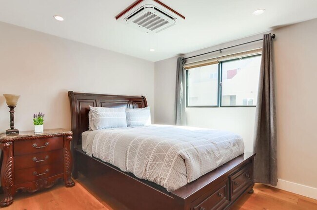 Foto del edificio - 745 Island Ct