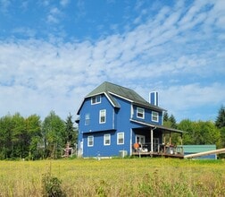 Building Photo - 998 Burnt Ridge Rd