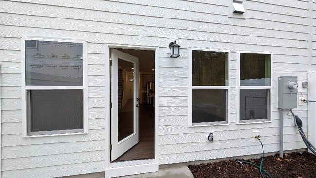 Building Photo - 3111 Vitner Dr