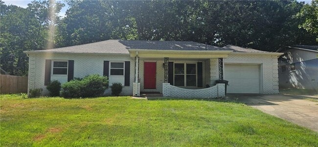 Foto del edificio - 2117 Briarwood Ave