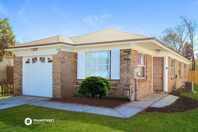 Building Photo - 8338 Century Point Dr S