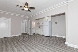 Building Photo - 2709 Dwight Way