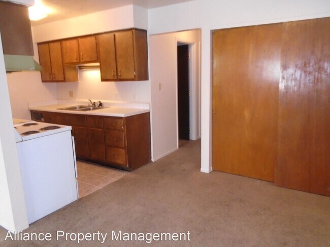 Foto del edificio - 2 br, 1 bath House - 3145 Vance Ave