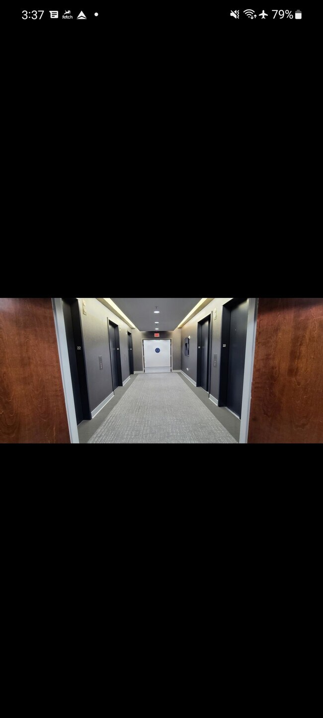 Building Photo - 400 W Peachtree St NW