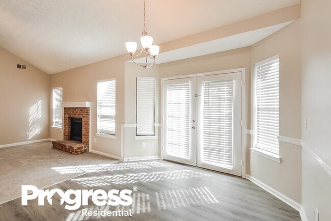 Foto del edificio - 170 Lazy Hollow Ln