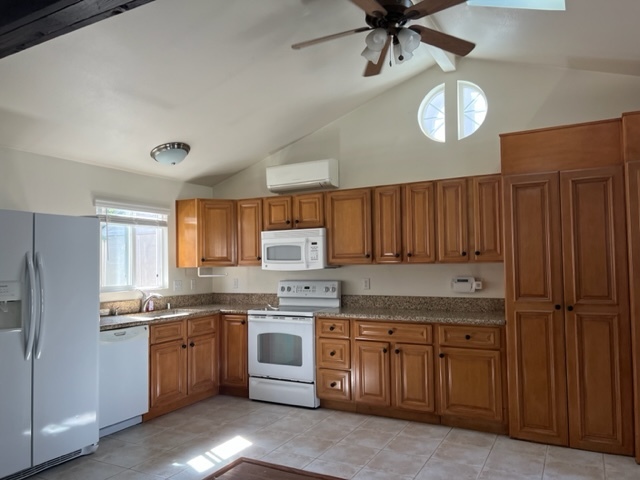 Kitchen - 1220 Pacific Beach Dr