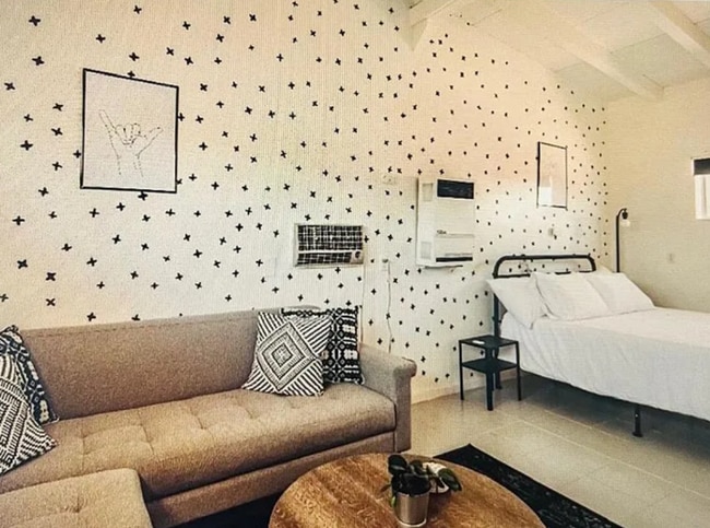 Building Photo - 74768 Sunset Dr