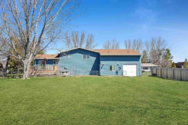 Foto del edificio - 1609 Meadowlark Dr SW