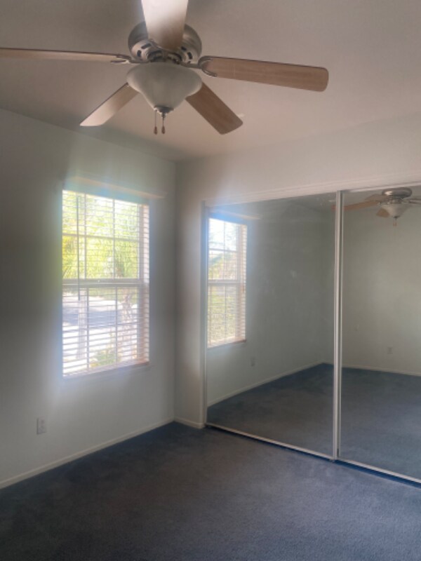 Foto del edificio - 36801 Longbranch Ave