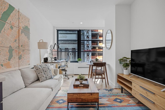 Building Photo - 980 6th Ave