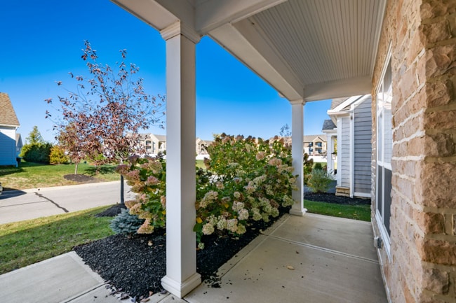 Foto del edificio - 5173 Hamptonshire Dr