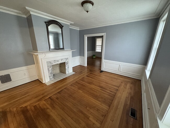 Foto del edificio - 1556 Virginia St E