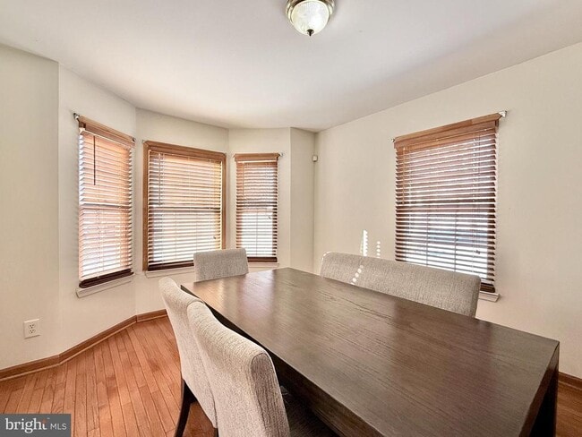 Foto del edificio - 354 Briar Dr